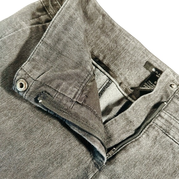 Sandro Sportswear Gray Denim Pleat-Front Wide Leg Crop Pants Size 6 - Picture 3 of 12